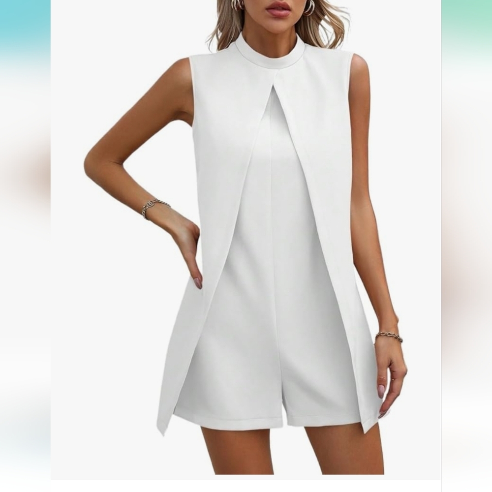 Chic White Sleeveless Romper with Fitted Silhouette